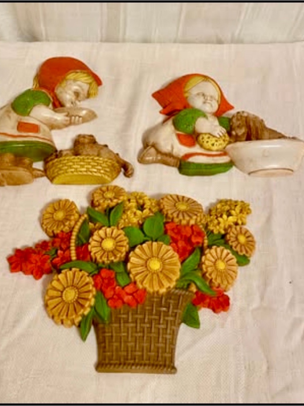 VTG Syroco Farm Girl Floral Basket Wall Decor 1975 Retro Mid Century Cottagecore